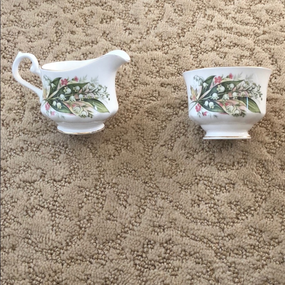 Royal Vale Bone China cream/sugar holder